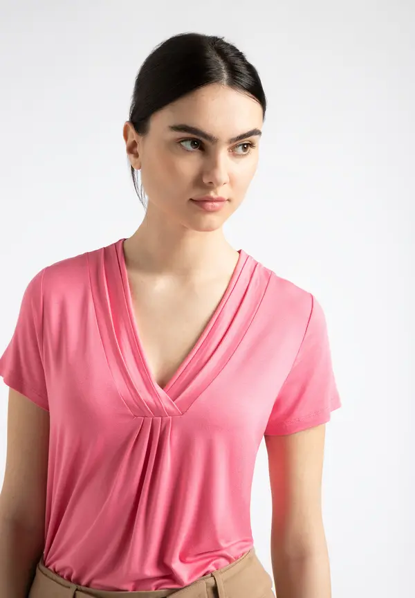 More & More T-Shirt mit V-Ausschnitt, sorbet pink, Sommer-Kollektion